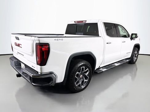 New 2026 GMC Sierra 1500 SLT w/ SLT Premium Package image 7