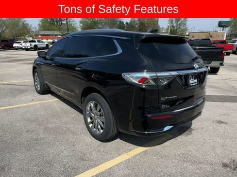 Used 2024 Buick Enclave Avenir w/ Avenir Technology Package AWD/4WD image 7