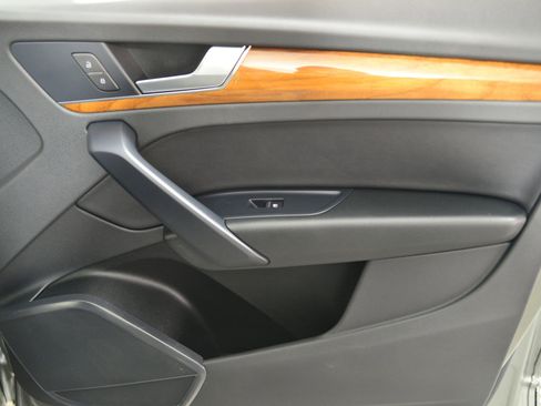 Certified 2023 Audi Q5 2.0T Premium w/ Convenience Package image 21