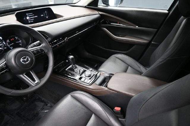 Used 2024 MAZDA CX-30 AWD 2.5 S w/ Premium Package image 16