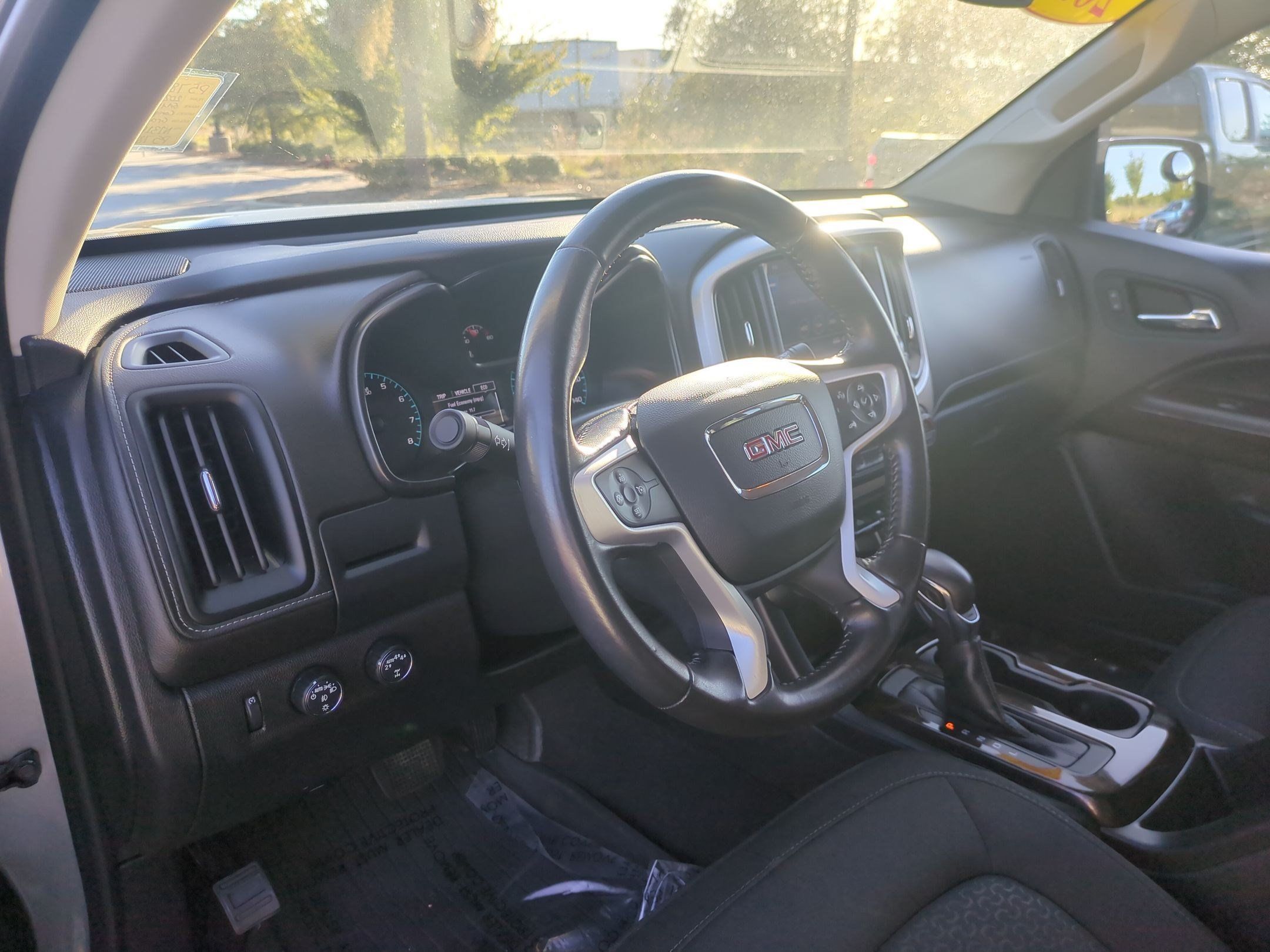 Used 2022 GMC Canyon Elevation w/ Trailering Package AWD/4WD image 16