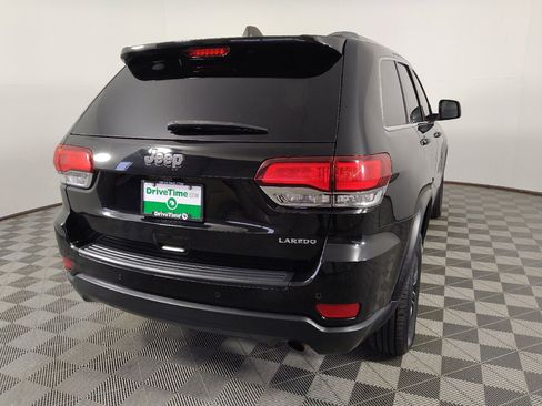 Used 2020 Jeep Grand Cherokee Laredo RWD image 7