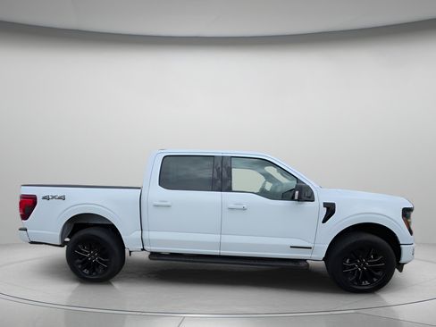 New 2025 Ford F150 XLT w/ Equipment Group 302A MID image 36