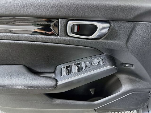 Used 2025 Honda Civic Sport image 18