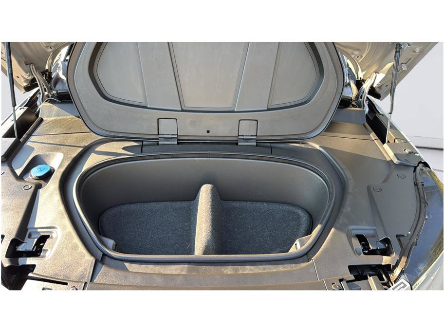 Used 2023 Volvo C40 P8 Recharge Ultimate AWD/4WD image 30