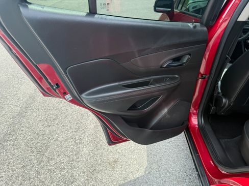 Used 2017 Buick Encore Preferred image 16