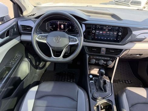 Used 2023 Volkswagen Taos SEL image 14