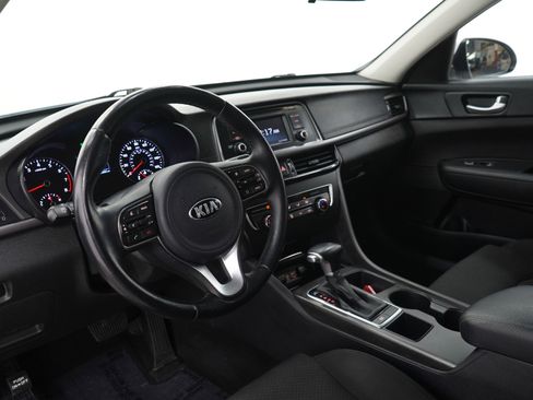 Used 2017 Kia Optima LX image 21