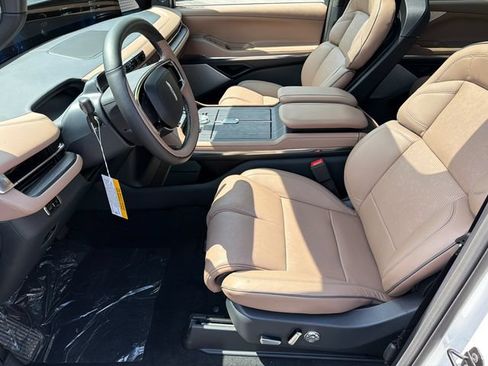 New 2027 Lincoln Navigator L Black Label AWD/4WD image 10