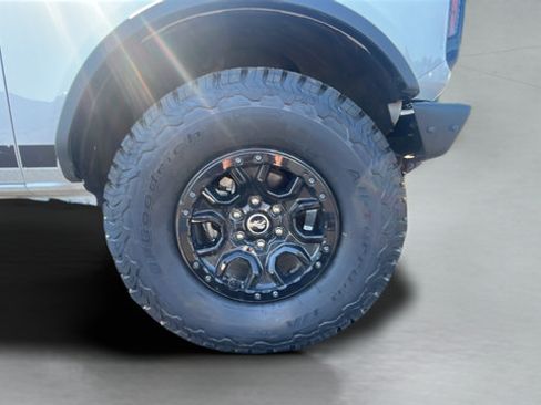 Used 2023 Ford Bronco Wildtrak AWD/4WD image 28