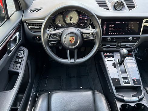 Used 2022 Porsche Macan S w/ Premium Package Plus AWD/4WD image 13