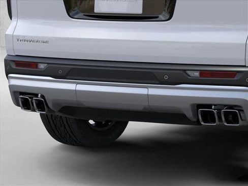 New 2026 Chevrolet Traverse LT image 14