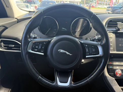 Used 2018 Jaguar F-PACE Prestige AWD/4WD image 7