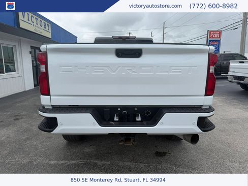 Used 2020 Chevrolet Silverado 3500 High Country w/ Technology Package AWD/4WD image 4