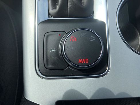 Used 2024 Chevrolet Blazer LT w/ Convenience Package AWD/4WD image 31