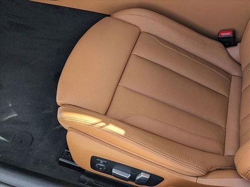 Used 2025 BMW 840i xDrive w/ M Sport Professional Package image 4