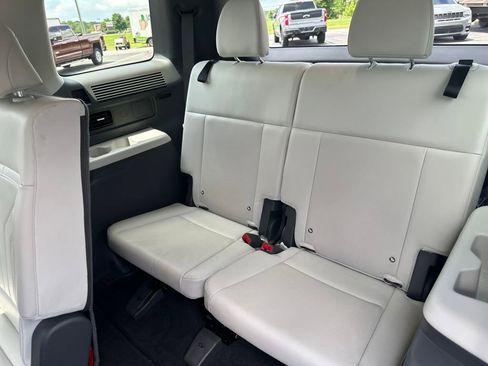 Used 2025 Hyundai Santa Fe SEL image 29