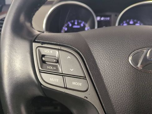 Used 2018 Hyundai Santa Fe Sport FWD image 32