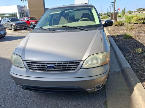 Used 2003 Ford Windstar LX FWD image 6