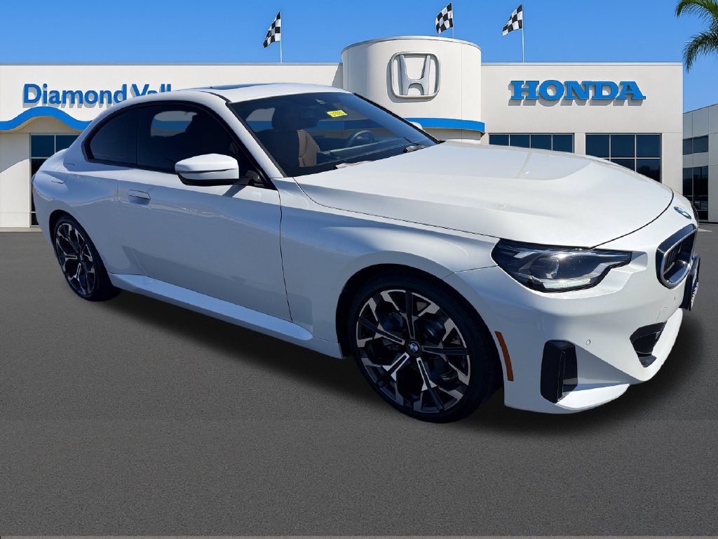 Used 2025 BMW 230i Coupe w/ Convenience Package RWD 360° Tour