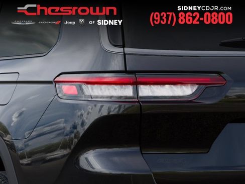 New 2026 Jeep Grand Cherokee L Limited AWD/4WD image 9