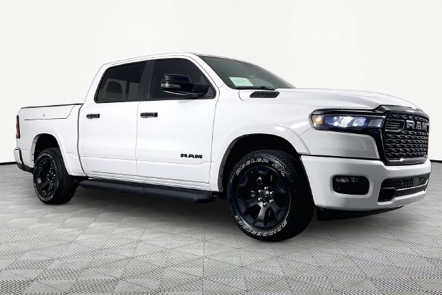 Used 2025 RAM 1500 Big Horn AWD/4WD image 2