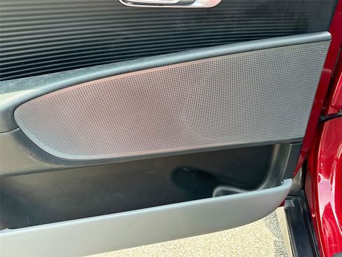 Used 2024 Hyundai Ioniq 6 SE RWD image 19