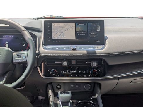 Used 2026 Nissan Rogue Platinum w/ Platinum Premium Package AWD/4WD image 17