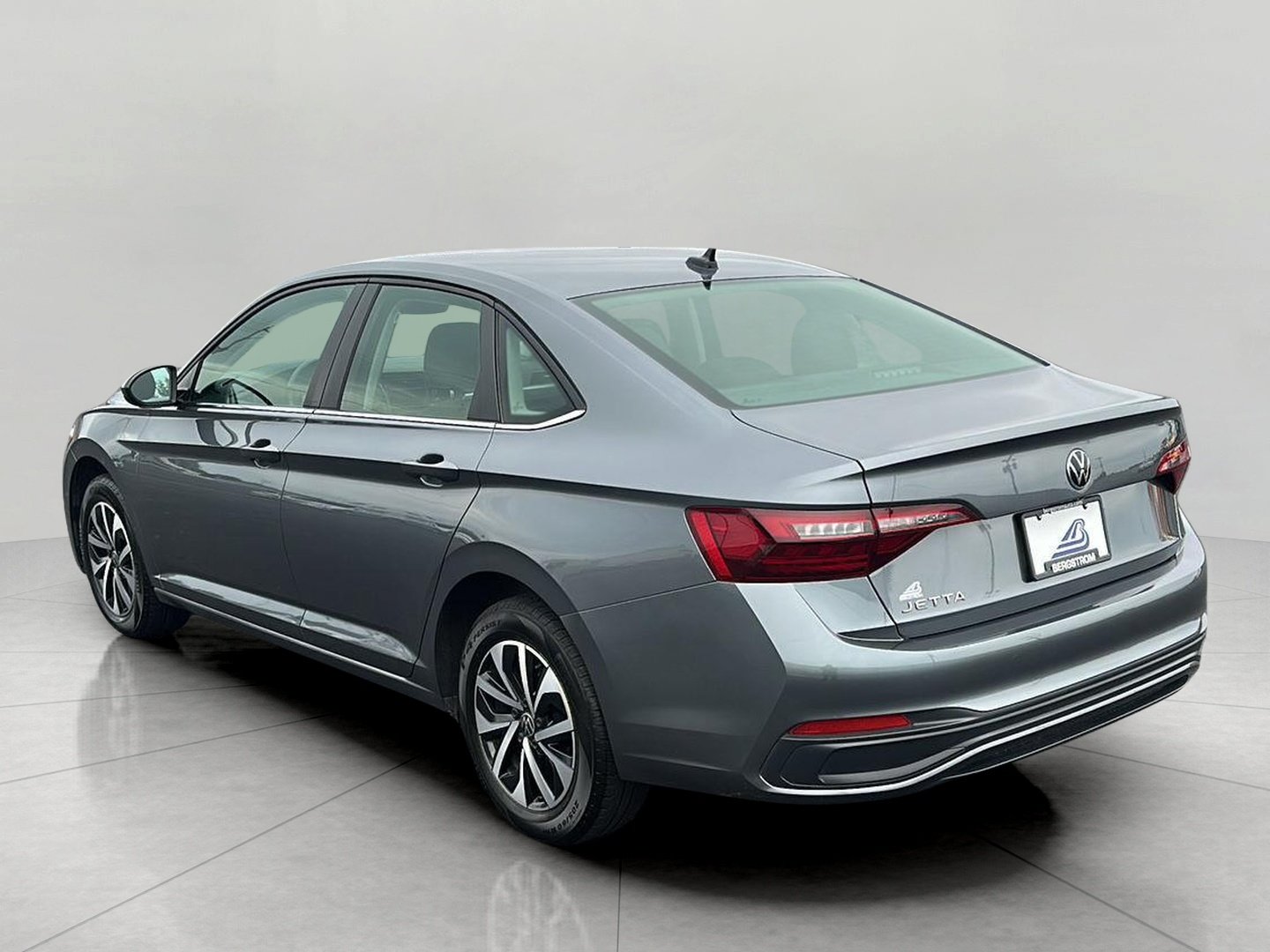 Used 2024 Volkswagen Jetta S FWD image 5