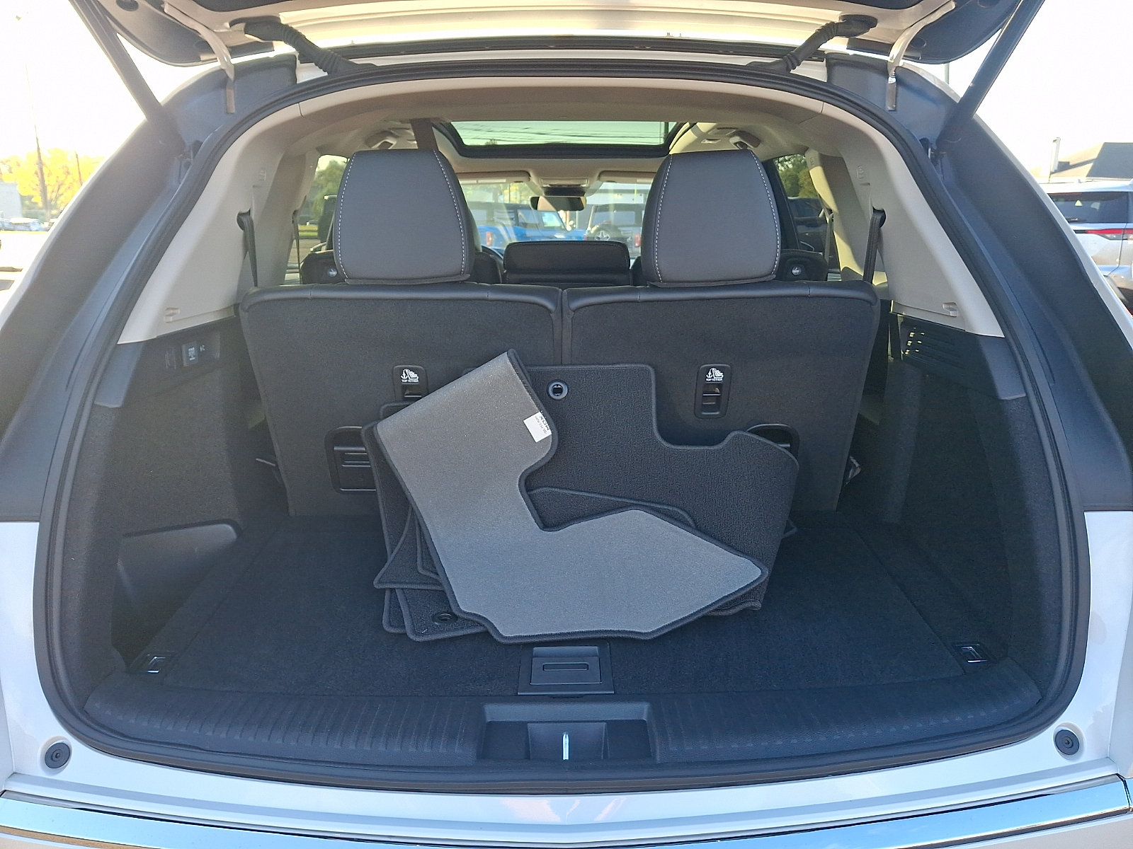 Certified 2026 Acura MDX w/ Technology Package FWD image 31