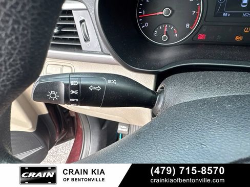 Used 2016 Kia Optima LX FWD image 22
