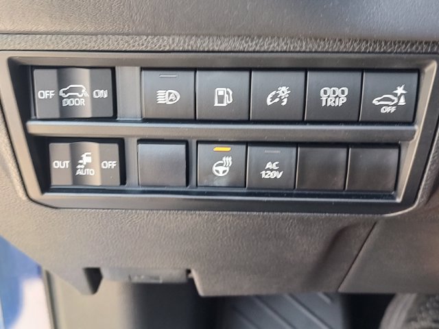 Used 2023 Toyota Sequoia Platinum AWD/4WD image 24