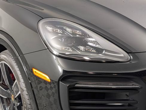 Used 2023 Porsche Cayenne GTS AWD/4WD image 15