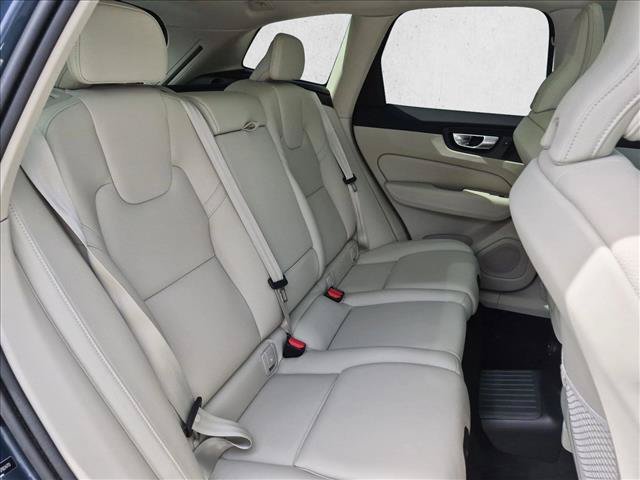Certified 2024 Volvo XC60 T8 Plus w/ Protection Package Premier AWD/4WD image 20