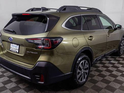 Used 2022 Subaru Outback Premium AWD/4WD image 14