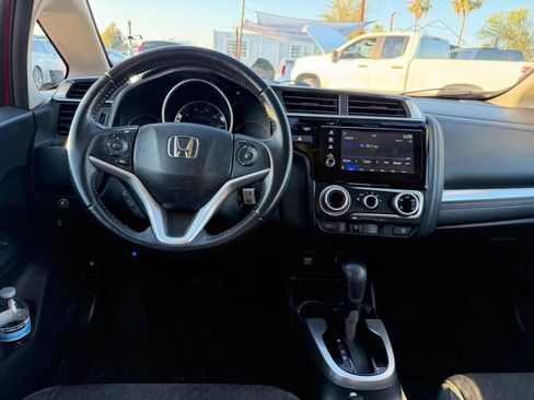 Used 2018 Honda Fit Sport image 21