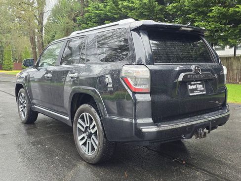 Used 2015 Toyota 4Runner Limited image 3