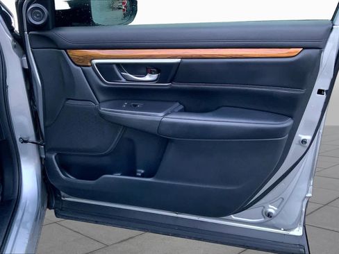 Used 2020 Honda CR-V Touring image 22
