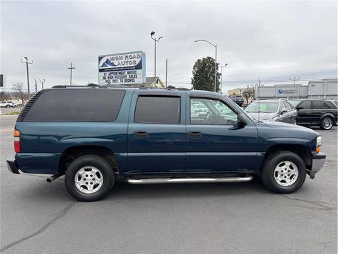 Used 2006 Chevrolet Suburban LS w/ Smart Select Package image 6