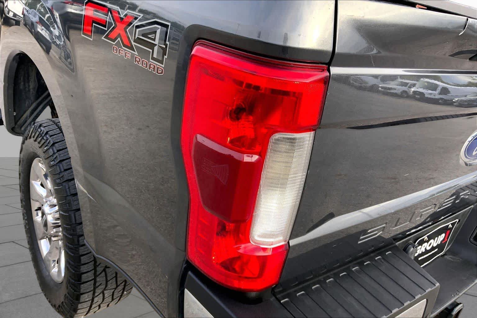 Used 2019 Ford F250 Lariat w/ Chrome Package AWD/4WD image 27