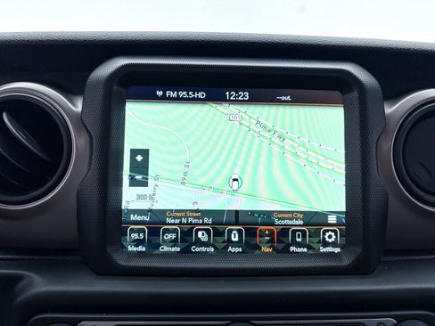 Used 2021 Jeep Gladiator Sport AWD/4WD image 7