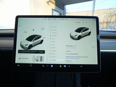 Used 2021 Tesla Model Y Long Range image 47