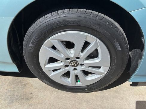 Used 2016 Toyota Prius Two image 48