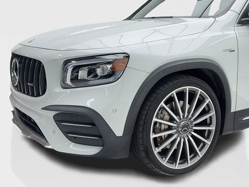 Used 2021 Mercedes-Benz GLB 35 AMG 4MATIC image 6
