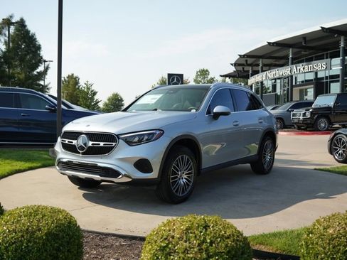 Used 2026 Mercedes-Benz GLC 300 4MATIC image 3
