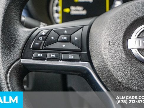Used 2024 Nissan Versa SV FWD image 28