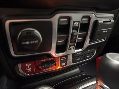 Used 2021 Jeep Gladiator Rubicon image 68