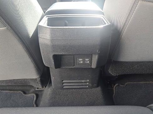 Used 2024 Toyota Tacoma TRD Off-Road image 29