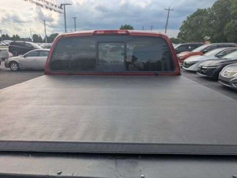 Used 2016 Nissan Frontier PRO-4X AWD/4WD image 9