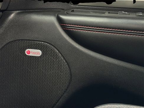 Used 2015 Dodge Durango R/T image 15